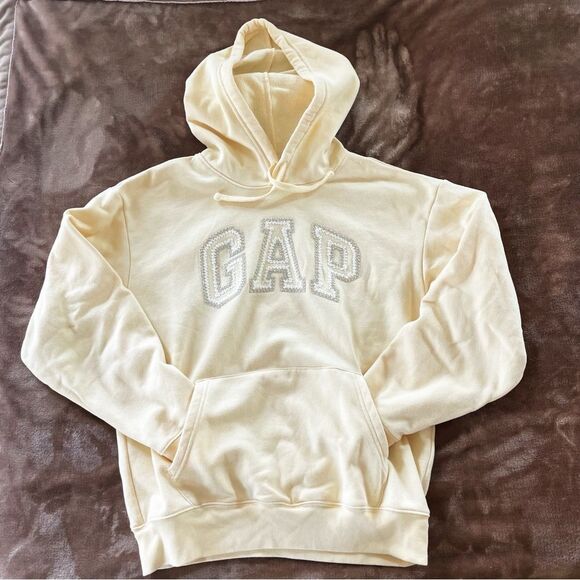 GAP Women’s Heritage Collection “Vanilla Pudding”Sweater Current Season M NWOT - Picture 2 of 10